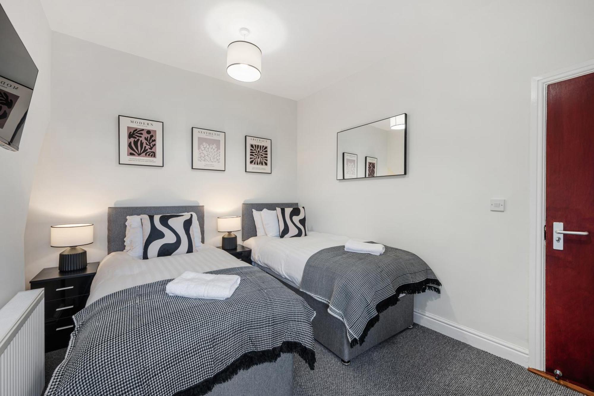 Anfield Cosy Stays - Air Host & Stay - Sleeps 14 Liverpool Dış mekan fotoğraf
