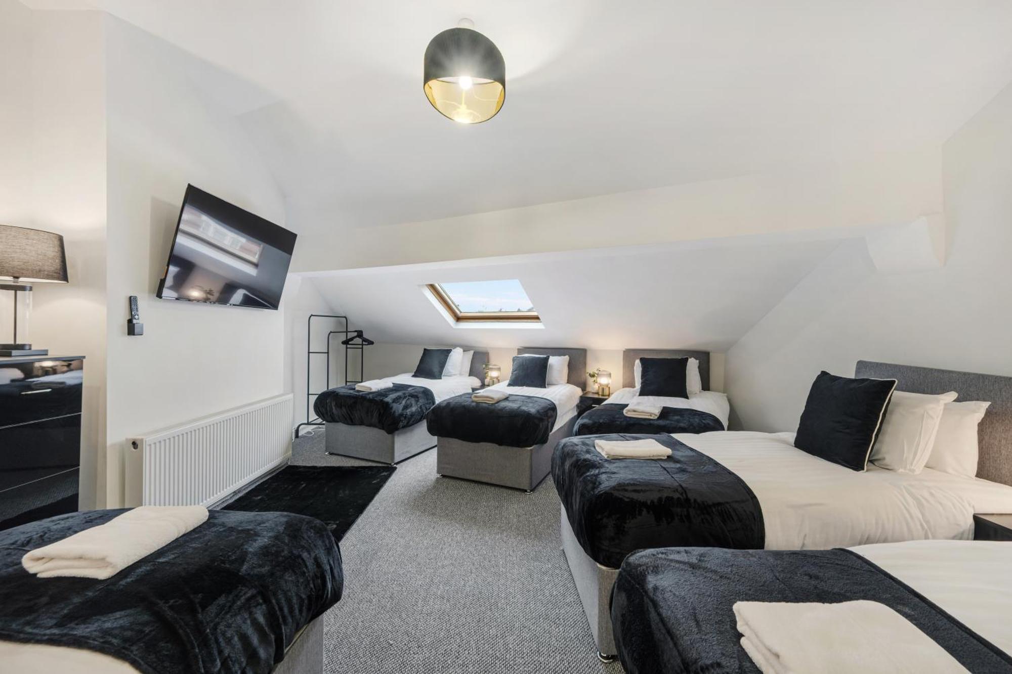 Anfield Cosy Stays - Air Host & Stay - Sleeps 14 Liverpool Dış mekan fotoğraf