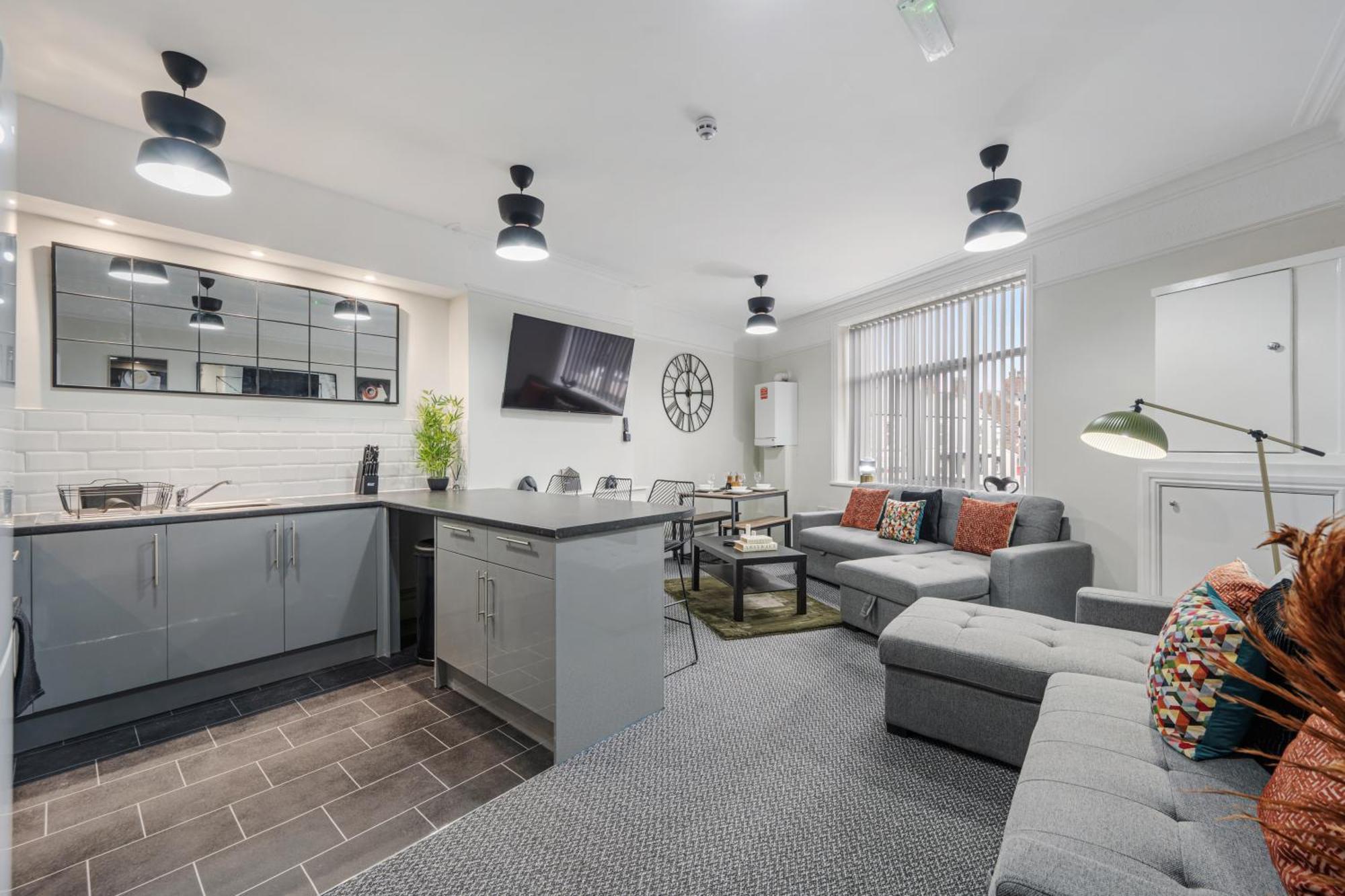 Anfield Cosy Stays - Air Host & Stay - Sleeps 14 Liverpool Dış mekan fotoğraf